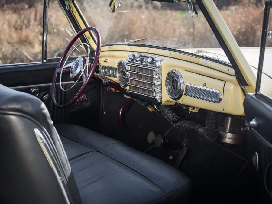  Lincoln Continental Cabriolet 1947 года  (фото 16 из 16)